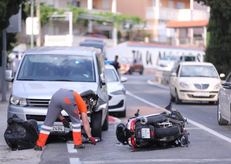 Teška prometna nesreća na Jadranskoj magistrali, četiri osobe ozlijeđene