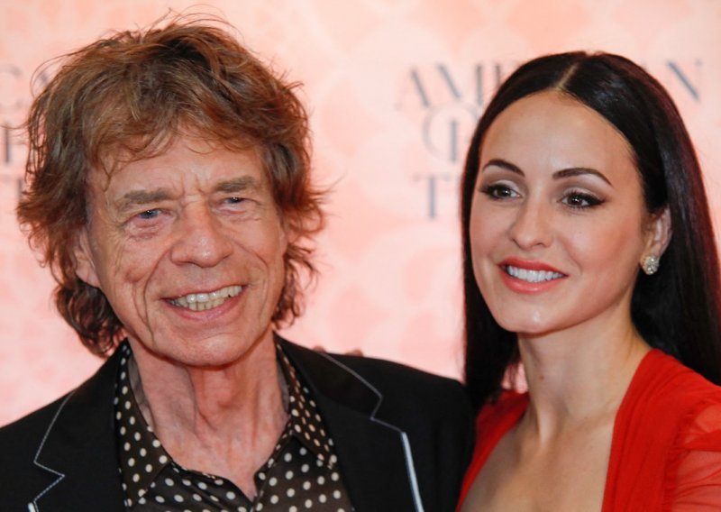 Rijetko pojavljivanje Micka Jaggera na crvenom tepihu s 44. godine mlađom djevojkom Melanie