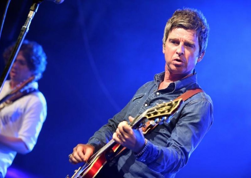 Znojna košulja Noela Gallaghera rekla je sve o koncertu u Zagrebu