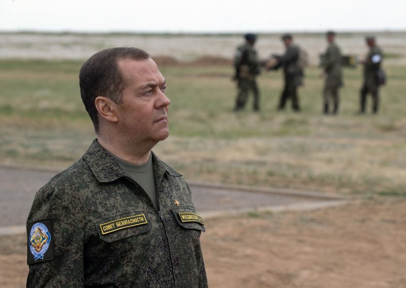 Medvedev: Sukob sa Zapadom trajat će desetljećima, a s Ukrajinom 'trajno'