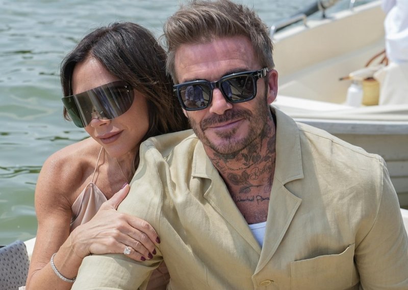 Slave veliku obljetnicu: Beckhamovi su proživjeli seks skandal, ali brak im je potrajao