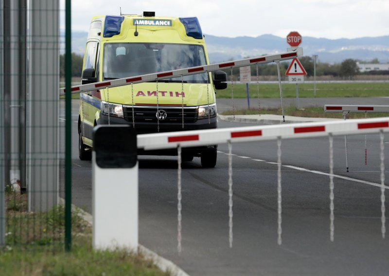 Vozač kombija smrtno stradao u prometnoj nesreći u Zagorju