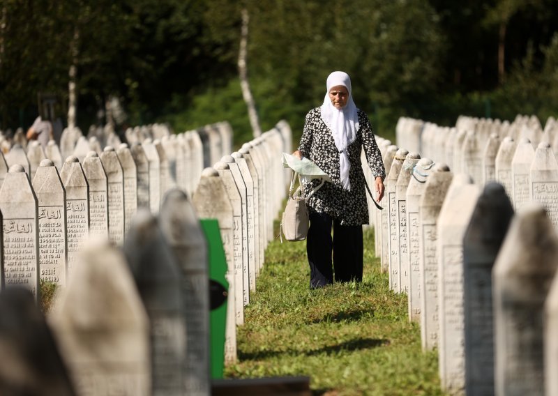 U Srebrenici 11. srpnja obilježavanje 28. obljetnice genocida i pokop 30 žrtava