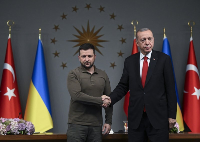 Erdogan iskazao potporu Zelenskom pa najavio Putinov posjet Turskoj