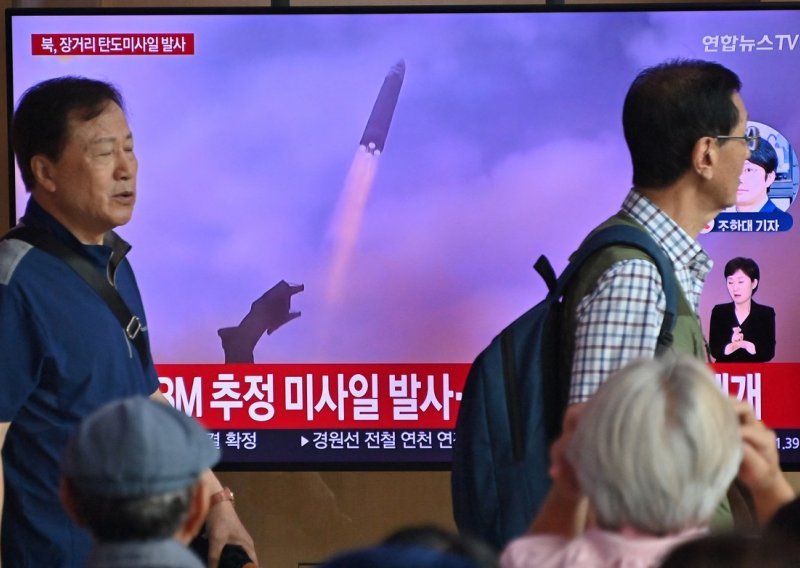 Sjeverna Koreja ispalila balistički projektil u more