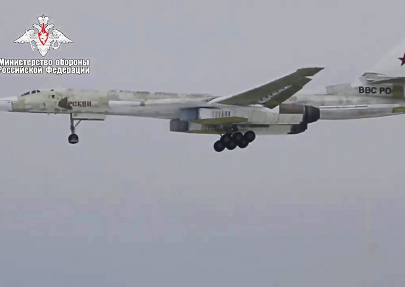 Rusija testira najveći svjetski nuklearni bombarder: Što je to Bijeli labud?