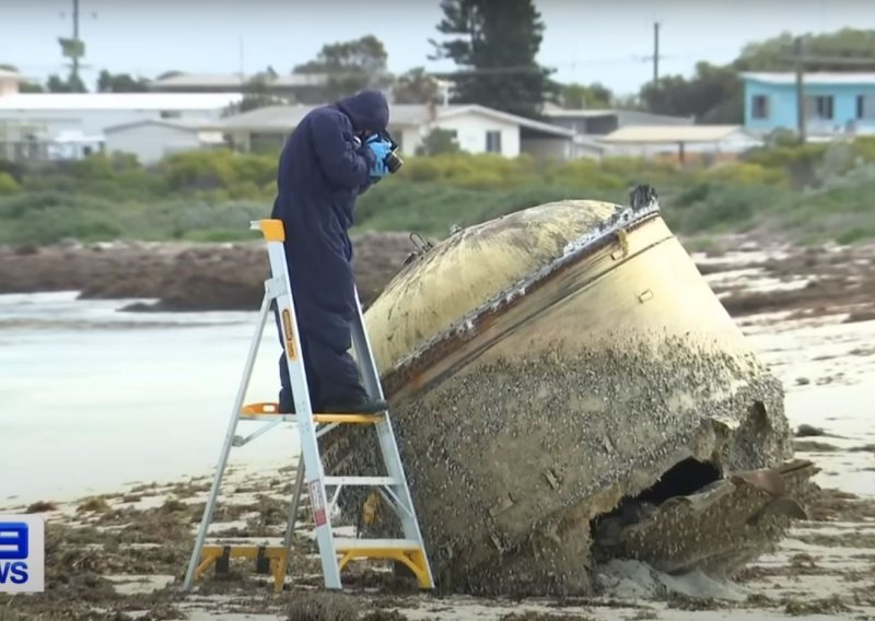 Na obali Australije osvanula nepoznata metalna grdosija, navodno se radi o svemirskom smeću