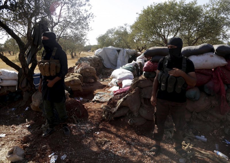 Islamisti srušili sirijski avion opasnom 'donacijom' iz Rijada?