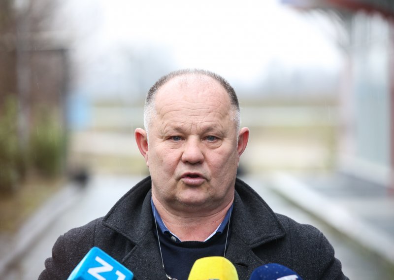 USKOK optužio gradonačelnika Popovače da je namjestio posao obnove svlačionice