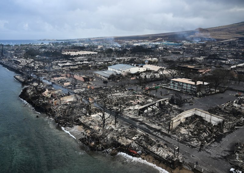 Najmanje 55 mrtvih u požaru na Havajima, strahuje se da će ih biti još
