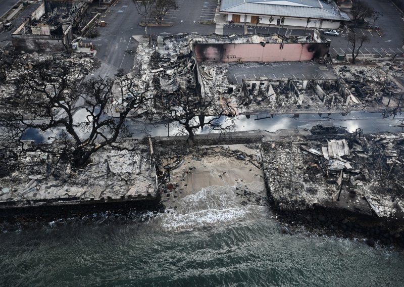 U požarima na Havajima najmanje 80 poginulih, građani bijesni: 'Gdje je vlast?'