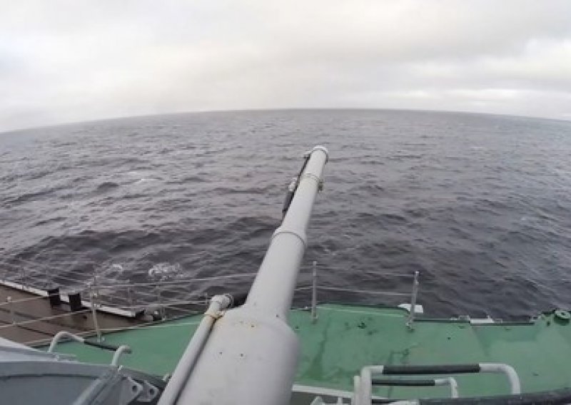 Ruska vojska objavila: Ratni brodovi odbili ukrajinski napad čamcem u blizini Krima