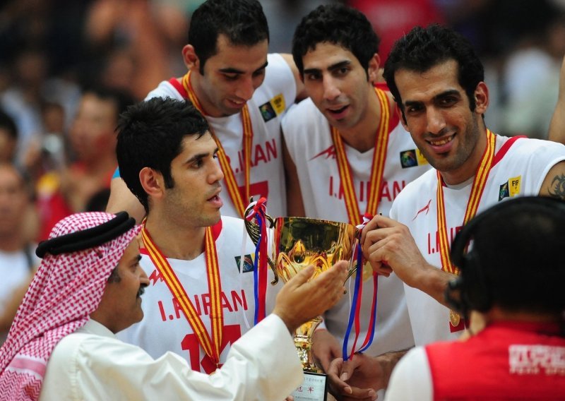 Katarski šeik postao prvi čovjek Međunarodnog košarkaškog saveza