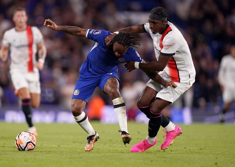 Raheem Sterling odigrao 'simultanku', dva gola i asistencija za pobjedu Chelseaja