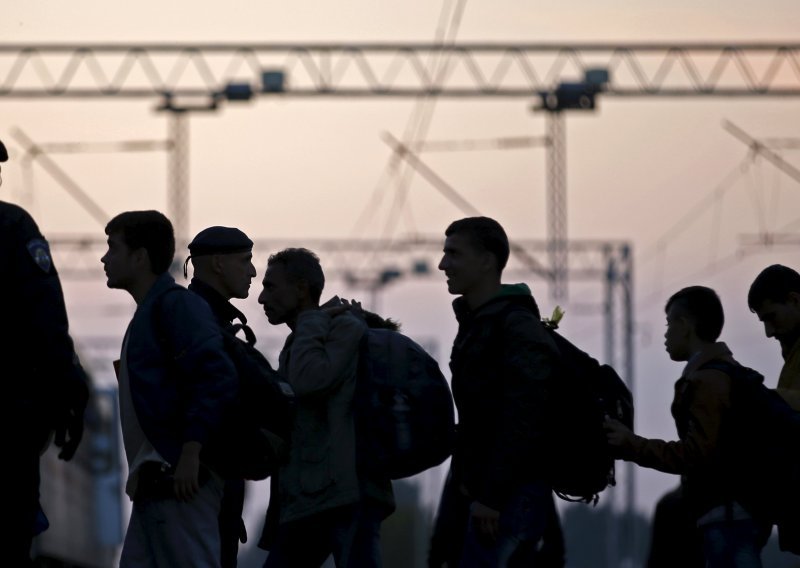 Zatečeno 11 Afganistanaca u ilegalnom prelasku granice