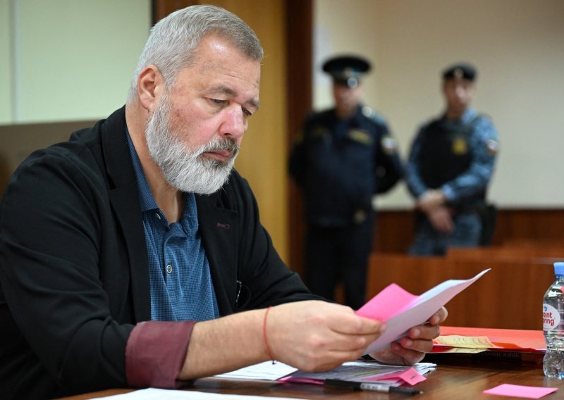 Ruske vlasti proglasile nobelovca i novinara Dmitrija Muratova 'stranim agentom'