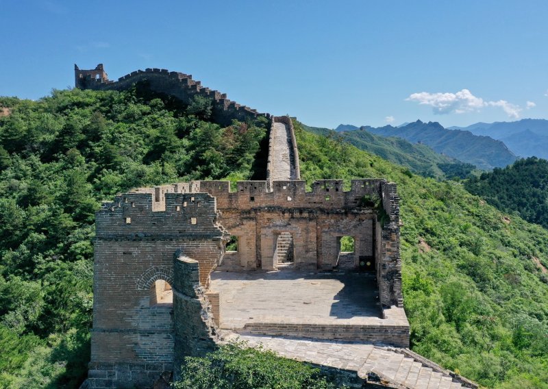 Građevinci jako oštetili dio Kineskog zida, bagerom htjeli napraviti prečicu