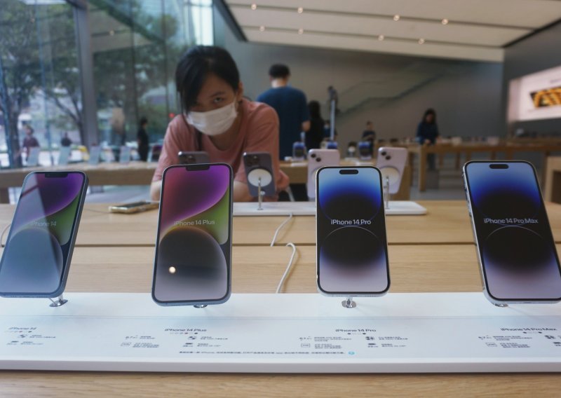 Kina pooštrila pritisak na Apple: Vladini dužnosnici više ne smiju koristiti iPhone