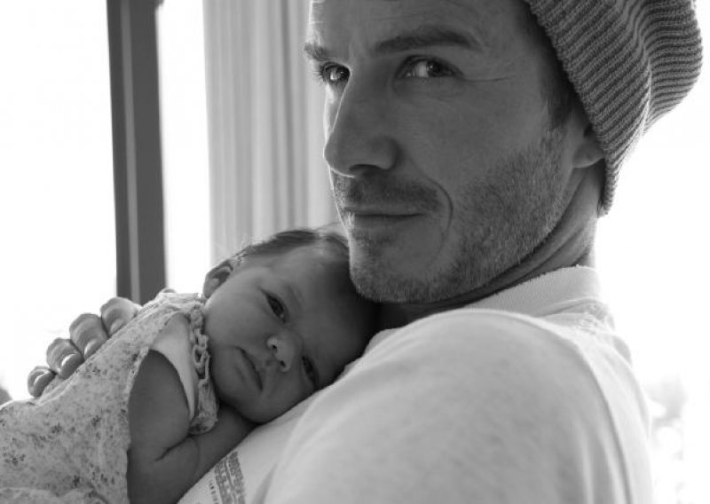 Beckhamova osmotjedna kći već ide u šoping