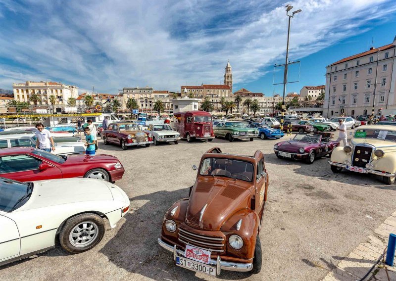 Stari, ali prekrasni: Bili smo na proslavi 25 godina Kluba klasičnih automobila Split
