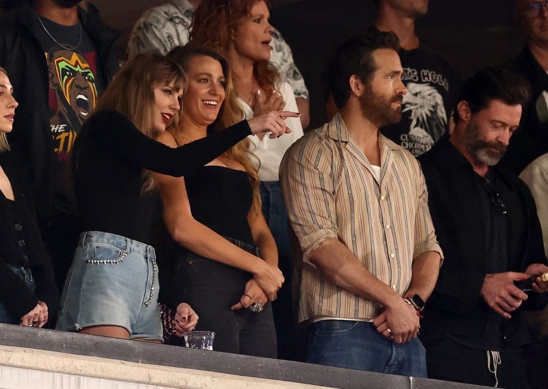 Taylor Swift više ne propušta NFL utakmice, a ovaj put je povela poznate prijatelje