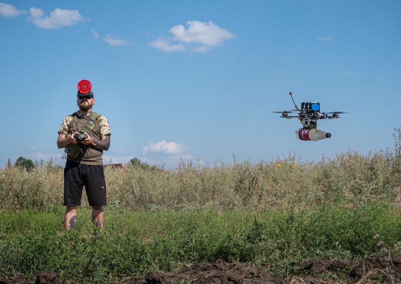 Jeftini dronovi postali vodeće protutenkovsko oružje u Ukrajini, evo detalja