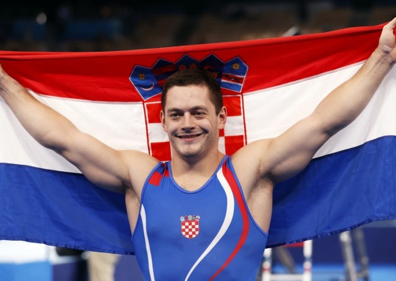 Fantastični Tin Srbić osvojio svjetsko srebro i osigurao Olimpijske igre u Parizu
