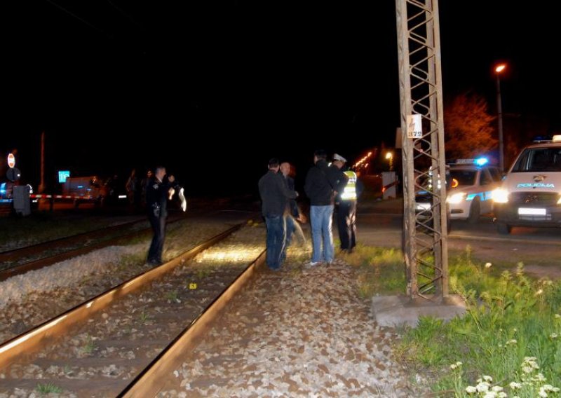 Mlada pješakinja poginula u naletu vlaka