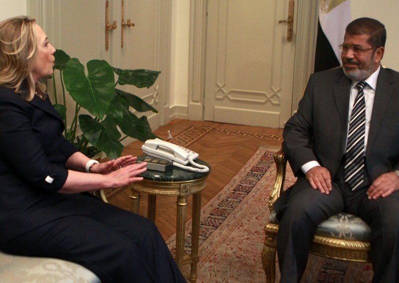 Hillary Clinton se sastala s Mursijem