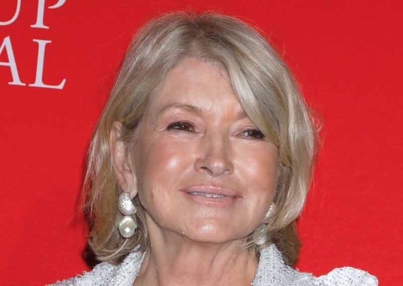Martha Stewart uzvratila onima koji smatraju da bi se trebala odijevati 'u skladu s godinama'