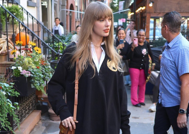 U najpopularnije čizme, koje su preplavile gradske ulice, zaljubila se i Taylor Swift