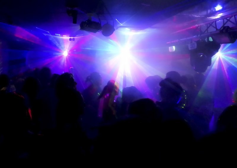Studentski Halloween party u splitskom gay klubu prekinuo pepper sprej
