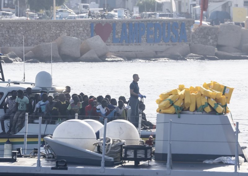 Teški pregovori: Italija traži vraćanje migranata spašenih na moru, druge članice nisu oduševljene