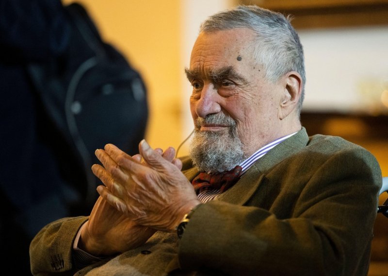 Preminuo Karel Schwarzenberg, bivši šef češke diplomacije