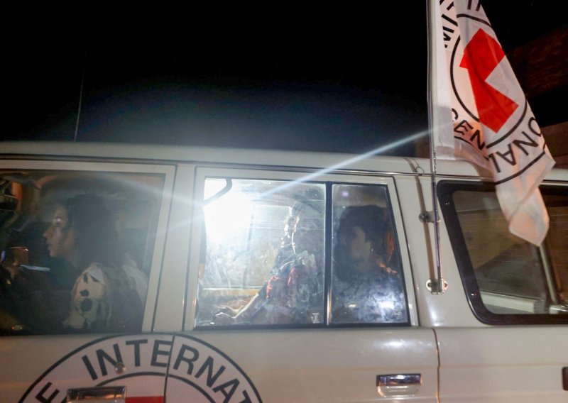 Crveni križ potvrdio oslobađanje 16 talaca iz Gaze