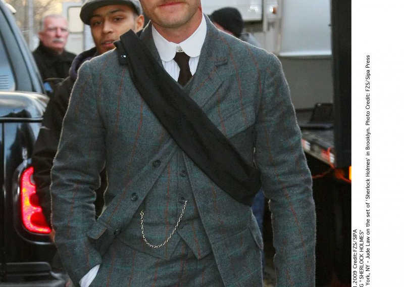 Pattinson naslijedio Lawa kao najzgodniji britanski glumac