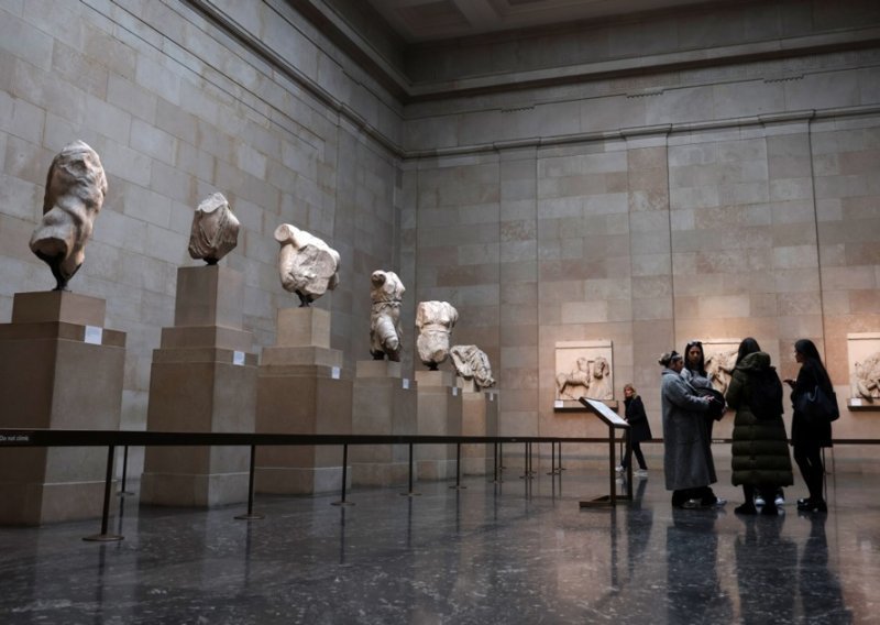 Britanija optužila Grčku da je prekršila obećanje o partenonskim skulpturama