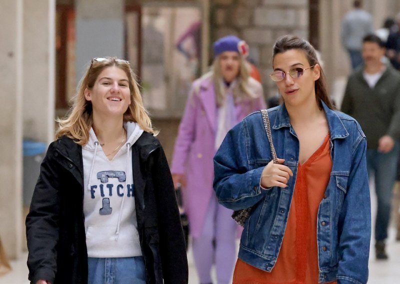 Zadarska špica: Jesensko-zimske modne kombinacije preplavile su grad