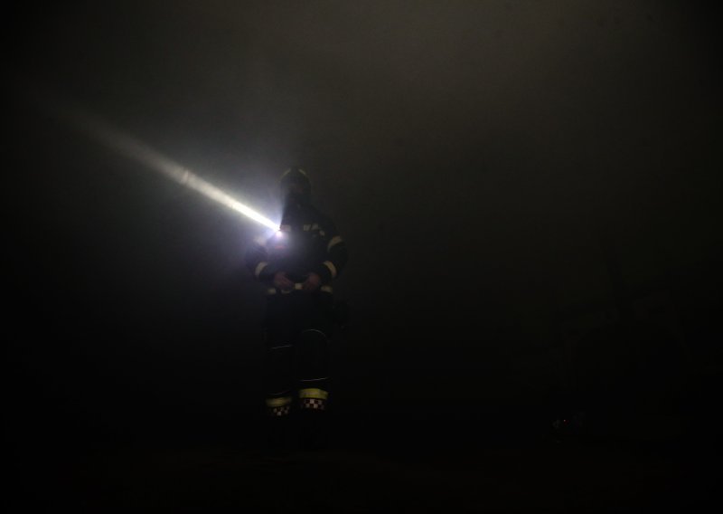 Vatrogasci u Zagrebu ugasili požar i pronašli tijelo