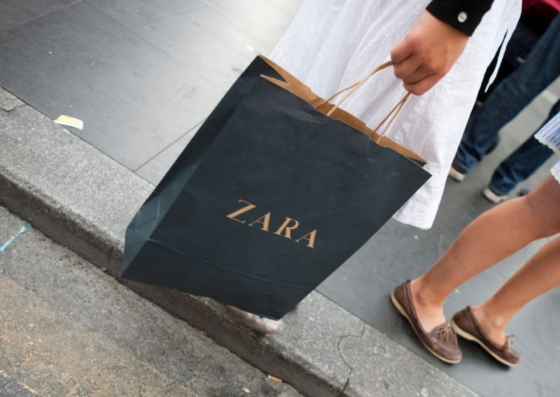 Zara se oglasila nakon poziva na bojkot, izrazili žaljenje zbog sporne reklame