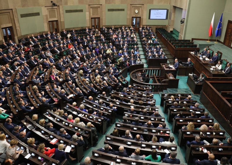 Tuskova proeuropska vlada dobila povjerenje poljskog parlamenta
