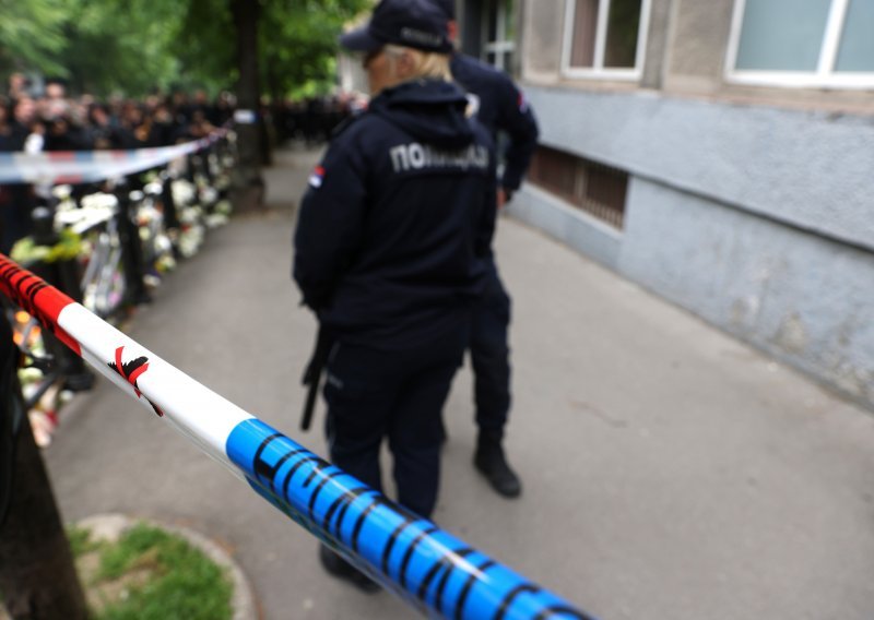Uhićene četiri osobe zbog dojava o bombama u beogradskim školama
