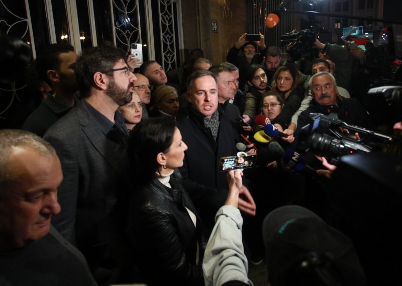 Tko su ljudi koji ne priznaju da su izgubili od Vučića u Beogradu