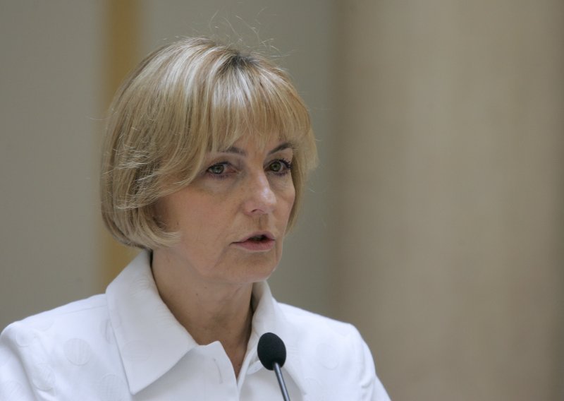 Pusic warns about six problematic points in EU accession process