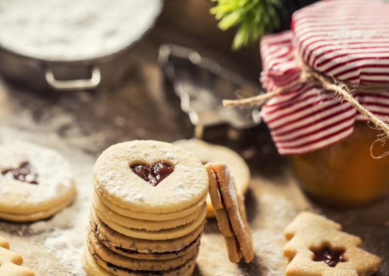 Prhki i ukusni: Bez ovih kolačića nema Božića, a s ovim dodatkom imaju još slađi okus