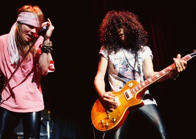 Guns N' Roses na 1. april zasvirali u originalnoj postavi