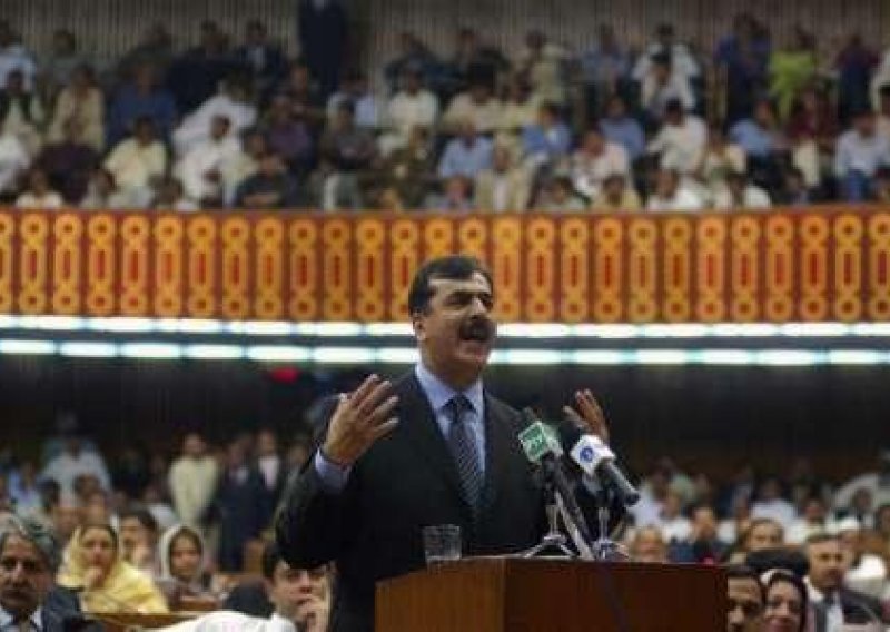Pakistanski premijer optužen za nepoštivanje suda