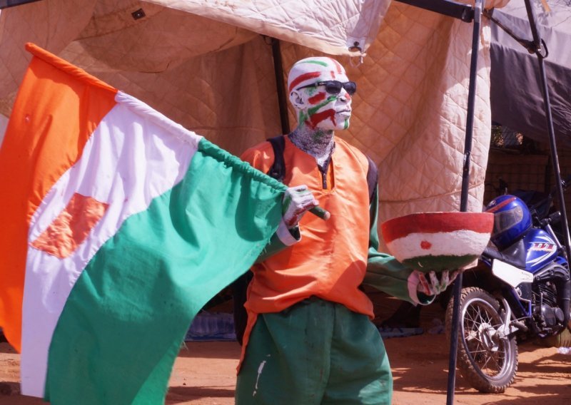 Francuska zatvorila svoje veleposlanstvo u Nigeru