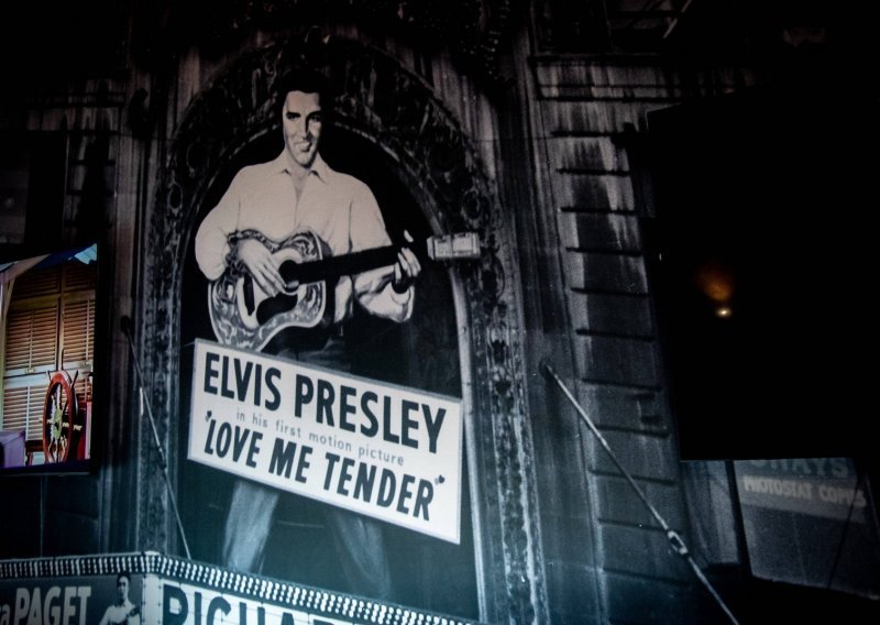 Vraća se Elvis Presley: Kralja rock 'n' rolla 'oživjet' će umjetna inteligencija