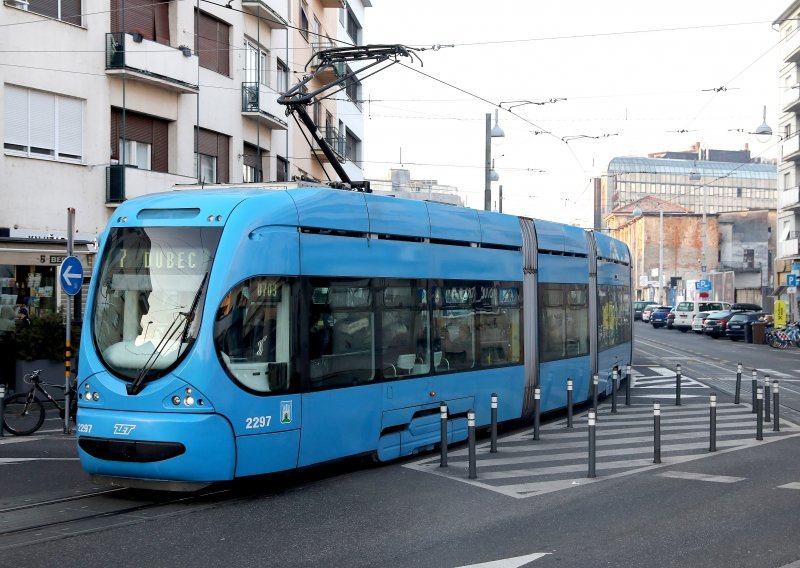 Veliki zastoj paralizirao jutros centar Zagreba: Tramvajski promet se normalizira